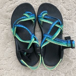 Women’s size 6 Chacos